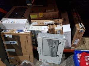 16 PIECE MIXED MONITOR LOT CONTAINING JTC 27 INCH ZOLL ULTRA HD MONITOR (M270) / JTC 24.5 INCH ENTERPRISE FHD 2.4 D / JTC 24.5 INCH TITALS TRAVEL MONITOR ETC ( PLEASE NOTE THESE ARE ALL CUSTUMER RETURNS)