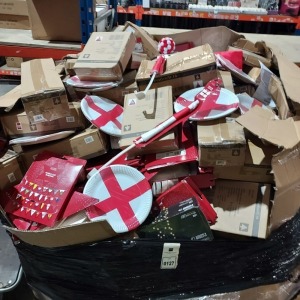 FULL PALLET MIXED ENGLAND CHRISTMAS LOT CONTAINING ENGLAND CAR FLAGS - LARGE ENGLAND CHRISTMAS FLAGS - ENGLAND CHRISTMAS MUGS - PAPER PLATES - CHRISTMAS HATS - ENGLAND NAPKINS - AND ENGLAND BUNTING FLAGS - ETC - ON A FULL PALLET