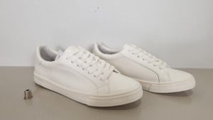 11 X BRAND NEW TOPMAN TITAN WHITE TRAINER, SIZE 9 - IN 1 BOX