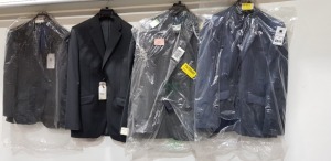 4 X BRAND NEW MIXED SUIT JACKET LOT CONTAINING 2X HOWICK IN BLUE AND CHARCOAL £199 - TURNER AND SANDERSON IN GREY £180 - ALEXANDRE IN BLACK £235 ETC ALL IN SIZE 40