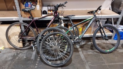 4 X MIXED BIKE LOT TO INCLUDE - 1X CLAUD BUTLER ROAD BIKE - FRONT SUSPENSION - 24 GEARS - 50CM FRAME - 1X CARRERA VULCAN ALUMINUM 46CM FRAME - 27 GEARS -FRONT SUSPENSION - 2X LOOSE FRONT AND REAR TYRES