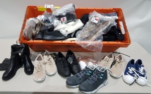 30 X PAIRS OF MIXED WOMEN'S BOOT'S/ TRAINER'S CONTAINING DEMIX TRAINERS IN BLACK SIZE 44 , ESPADRILLE SANDALS SIZE 5 , BUNGEE LACE SLIP ON PUMPS IN WHITE SIZE 7 , TOP POST SANDALS IN TAN SIZE 6 , MEMORY FOAM TRAINERS IN BLACK AND GOLD CONTRAST SIZE 8 E