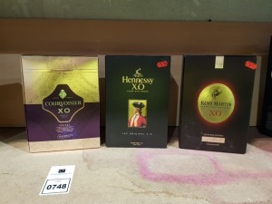 3 X BRAND NEW ALCOHOL LOT CONTAINING HENNESSY X.O EXTRA OLD COGNAC , REMY MARTIN COGNAC FINE CHAMPAGNE XO EXTRA OLD COGNAC , JARNAC FRANCE COURVOISIER XO PRODUIT DE FRANCE COGNAC , EACH RRP £159.99