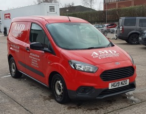 RED FORD TRANSIT COURIER BASE TDCI, REG NO: HG19 NZO. ENGINE SIZE: 1499CC, 1ST REGISTERED: 04/07/2019, 2 KEYS, WITH V5, MOT UNTIL 12/10/2024, MILEAGE: 126,311, WITH AIRCON