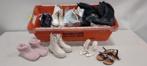 30 X PAIRS OF MIXED WOMANS SHOES CONTAINING I SAW IT FIRST HIGH RISE BOOTS SIZE UK 7 / STUDIO BOOTS SIZE UK 5 / MISSGUIDED HEELS SIZE UK 6 / MISO FLUFFY BOOTS SIZE UK 5 / SOULCAL AND CO PUMPS SIZ EUK 5 RTC IN A BIG TRAY ( TRAY NOT INCLUDED )