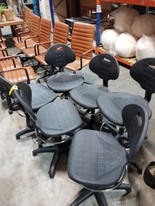 6 X BLACK ADJUSTABLE HEIGHT BAR STOOLS WITH BACKREST'S