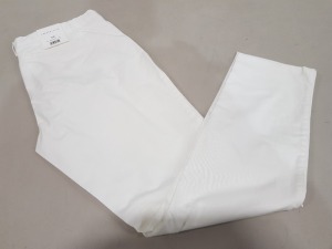 30 X BRAND NEW WOMEN'S AEROPOSTALE CHINO TROUSERS IN WHITE IN SIZE 34R IN ONE BOXES