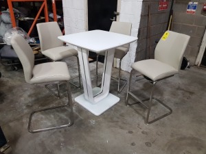 1 X LAZZARO BAR TABLE IN WHITE ( L 80 CM X W 80 CM X H 100 CM WITH 4 FAUX LEATHER CREAM BAR STOOLS WITH CHROME BASE (PLEASE NOTE CUSTOMER RETURNS)