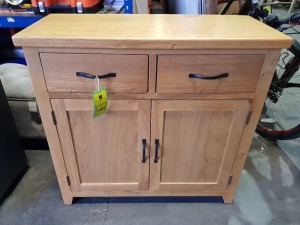 1 X WOODEN 2 DRAWER 2 DOOR CABINET (W 90 CM X D 37 CM X H 86 CM NOTE THIS IS CUSTOMER RETURN