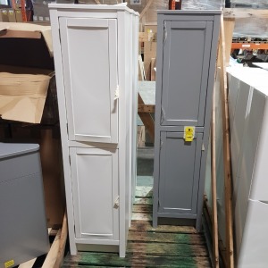 5 X ELATION 2 DOOR 4 SHELF BATHROOM CABINETS 4 X WHITE AND 1 X GREY ( HEIGHT 161 CM X WIDTH 39 CM X DEPTH 31 CM ) - PLEASE NOTE SOME MAY BE WATER DAMAGED