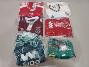 10 X BRAND NEW MIXED SPORTS CLOTHING LOT TO INCLUDE 1X 1X NIKE ENGLAND WOMENS AWAY JERSEY SIZE 10 - 1X UMBRO WEST HAM HOME JERSEY SIZE L - 1X ADIDAS REAL MADRID HOME JERSEY SIZE M - ETC