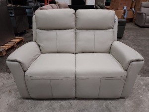 1 X 2 SEATER ELECTRIC RECLINER LEATHER LOOK IN LIGHT GREY (NOTE CUSTOMER RETURNS / SOME MARKS )