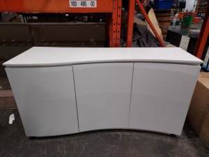 1 X BOXED LAZZARO CURVED SIDEBOARD IN WHITE WITH LED STRIP LIGHTS -SIZE 150 X 50 X 81CM (PLEASE NOTE CUSTOMER RETURNS)