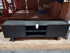 1 X GRANITE TOP 2 SHELF 2 DOOR TV UNIT IN BLACK SIZE 140X40X46CM (PLEASE NOTE CUSTOMER RETURNS)