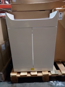 4 X BRAND NEW ASSEMBLED 2 DOOR BASE UNIT 650 IN WHITE SIZE L 60 D 32 H81 CM , P CODE 29432/000