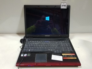 1 X SAMSUNG R710 LAPTOP - INTEL P8600 2.4 GHZ - 17 INCH SCREEN - NVIDIA GRAPHICS - 250 GB HDD - WINDOWS 10 ( NOT ACTIVATED ) WITH CHARGER ( FULLY WIPED - O/S INTACT )