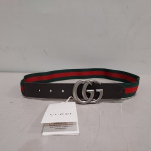 1 X BRAND NEW KID'S GUCCI BELT IN RED AND GREEN. SIZE 5/6 YEAR'S OLD