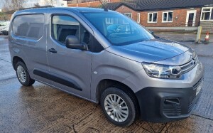 GREY CITROEN BERLINGO 650 EN-PRISE PRO DIESEL PANEL VAN 1500CC FIRST REGISTERED 29/10/21 REG: MJ71BHD MILEAGE : 47,034 MILES 2 KEYS HAS V5 FIRST MOT DUE 28/10/2024 AIR CON, CRUISE CONTROL