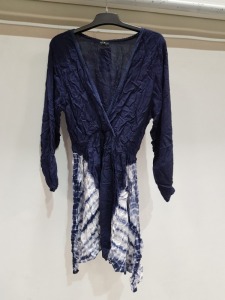 10 X BRAND NEW SOUTH BEACH DESIGNER NAVY DRESSES - ALL IN SIZE MEDIUM RRP £ 29.99 - TOTAL RRP £ 299.90