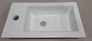 60 X BRAND NEW 460 SLIM CERAMIC BASINS ( CODE : 811 ) SIZE : LENGTH 46 CM / WIDTH 33.5 CM / HEIGHT 13 CM - ON 1 PLT