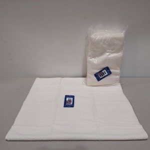 30 X BRAND NEW MUSBURY SOFT 'N' DRY BATH TOWELS IN CREAM COLOUR (SIZE : 70 X 127 CM ) - IN 2 BOX