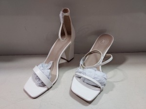 20 X BRAND NEW MIXED MISSGUIDED WOMANS SHOES TO INCLUDE BARELY THERE LOW HEEL SANDALS / WF BARELY THERE ID HEEL SANDALS / SQUARE TOW BLACK HEEL MULE SANDALS / HIGH HEEL BLACK BARELY THERE SANDALS - ALL IN WHITE - IN VARIOUS SIZES TO INCLUDE UK3 / 4 / 5 / 