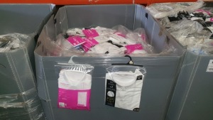 FULL PALLET OF 500+ TESCO F & F SCHOOL WHITE POLO SHIRTS, LONG AND SHORT SLEEVED SHIRTS IN VARIOUS SIZES (EST RRP £2000) - THESE ARE STORE PULLS AND SOME PACKETS HAVE BEEN OPENED (NOTE PALLET JACKET NOT INCLUDED)