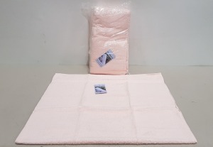 24 X BRAND NEW MUSBURY SUPERSOFT N DRY BATH TOWELS - ALL IN PEACH COLOUR ( SIZE : 70 X 135 CM ) - IN 2 BOXES