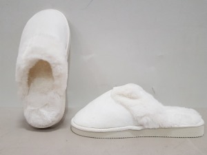 42 X BRAND NEW FAUX FUR INTERIOR AND EXTERIOR - RIBBED SOLE SLIPPERS - ALL IN CREAM - ALL IN SIZE M - IN 2 BOXES