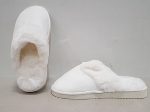 42 X BRAND NEW FAUX FUR INTERIOR AND EXTERIOR - RIBBED SOLE SLIPPERS - ALL IN CREAM - ALL IN SIZE M - IN 2 BOXES