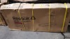 1 X BOXED REEBOK GT40S TREADMILL IN BLACK - IN 1 BOX ( PLEASE NOTE CUSTOMER RETURN AND DAMAGE ON BOX ) RRP £ 899.99 - 2