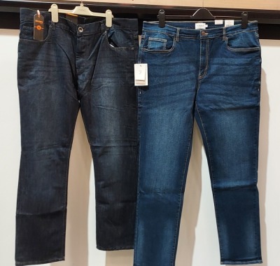 5 X BRAND NEW MIXED LOT CONTAINING 3 ENZO JEANS IN SIZE 38R IN NAVY BLUE - 2 FARAH JEANS IN LIGHT BLUE SIZE 38R