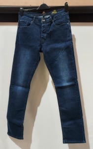 5 X BRAND NEW ENZO 989 DENIM JEANS 3 IN SIZE 30R - 2 IN SIZE 30S ALL IN NAVY BLUE