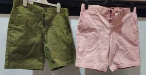 29 X BRAND NEW MIXED LOT CONTAINING 18 MENS KHAKI CHINO SHORTS- 6 IN SIZE 30R - 5 IN 32R - 3 N 34R - 2 IN 26R - 2 IN 28R - 11 MENS PINK CHINO SHORTS - 5 IN SIZE 30R - 4 IN 32R - 2 IN 28R IN TWO BOXES