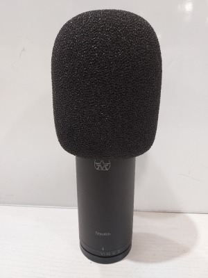 ASTON MICROPHONES STEALTH MICROPHONE STE06821 WITH AN AM MICROPHONE CRADLE / HOLDER