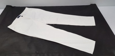 30 X BRAND NEW WOMENS CHINO TROUSERS IN WHITE IN SIZE 30R IN ONE BOX