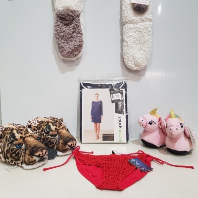 800 + BRAND NEW MIXED LOT CONTAINING NIFTY UNICORN SLIPPERS - LOUNGEABLE LEOPARD SLIPPERS - SOUTH BEACH BATHING SUITS - LOUNGEABLE BOUTIQUE WOOLY SOCKS - BLACKSPACE THERMAL WOMENS GOWN - AQUA / PEACH BOUTIQUE SUMMER DRESS ETC IN ONE LARGE PALLET BOX