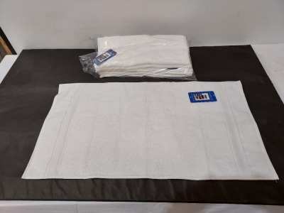 60 X BRAND NEW MUSBURY SUPER SOFT TOWELS - ALL IN WHITE - 50 X 90 - IN 2 BOXES