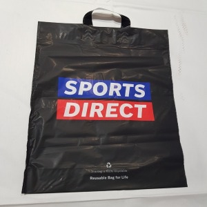 2400 X BRAND NEW SPORTS DIRECT REUSABLE PLASTIC CARRIER BAGS FOR LIFE SIZE 45X38CM IN 6 BOXES