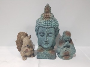 33 X BRAND NEW MIXED ORNAMENT LOT INCLUDING 27 X MEDITATION BUDDHA IN SIZE 31 X 20 X 20CM IN 9 BOXES - 5 X BUDDHA HEAD IN SIZE 59 X DIA 28CM IN FOUR BOXES - 1 X SQUIRREL ORNAMENT