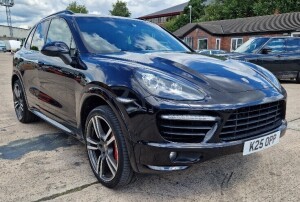 BLACK PORSCHE CAYENNE V8 TURBO TIP S PETROL ESTATE 4806CC FIRST REGISTERED 12/10/2012, REG:K250PP, MILEAGE: 139399, 2 KEYS, V5, MOT EXPIRED 9/6/2024, FULL TURBO SPEC INC SAT NAV, FULL BLACK LEATHER SEATS, CLIMATE CONTROL, REVERSE CAMERA, HEATED SEATS FRON