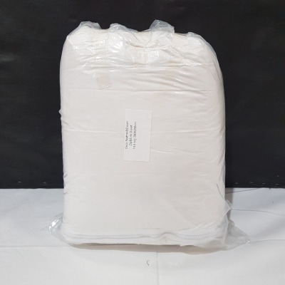 6 X BRAND NEW DUCK FEATHER & DOWN ZIP AND LINK DUVET 10.5 TOG SIZE 280 X 200 CM IN ONE LARGE BAG