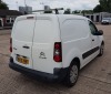 WHITE CITROEN BERLINGO 625 LX HDI DIESEL PANEL VAN 1560CC FIRST REGISTERED 24/3/24 REG: BV13XNE MILEAGE: 77,529 MILES 1 KEY, NO V5, MOT UNTIL 13/10/24 RIGHT HAND DRIVE, ROOF RACK, 3 SEATER CAB RADIO/CD PLAYER - 3