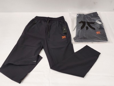 17 X BRAND NEW FNATIC PRO BLACK JOGGING BOTTOMS SIZE LARGE