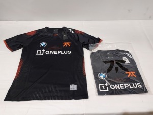 20 X BRAND NEW FNATIC PRO JERSEYS IN BLACK SIZE MEDIUM