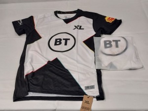 29 X BRAND NEW EXCEL BT BLACK AND WHITE JERSEYS IN SIZE MEDIUM