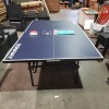 1 X PRE BUILT DONNAY INDOOR / OUTDOOR FOLDABLE TABLE TENNIS TABLE - INCLUDES NET / BATS / BALLS AND COVER L 274 X W 152.5 X H 76 CM ( PLEASE NOTE THIS IS CUSTOMER RETURN )