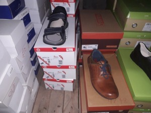 13 X BRAND NEW BOXED PIKOLINOS SHOES/BOOTS AND RIEKER ANTISTRESS SHOES/SANDLES IN VARIOUS SIZES