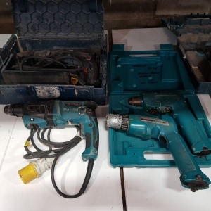 4 PIECE TOOL LOT CONTAINING 1 X MAKITA ( HR2630 ) HAMMER DRILL 110 V - WITH CARRY CASE 1 X BOSCH ( GBH 2-28 DFV ) HAMMERDRIL 110 V - WITH CARRY CASE 2 X MAKITA CORDLESS DRIVER DRILLS - WITH BATTERYS - NO CHARGERS - 1 CARRY CASE