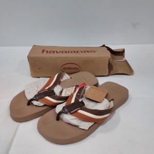 8 X BRAND NEW MIXED HAVAIANAS FLIP FLOPS TO INCLUDE SUMMER BEACH - UNI SEX BRASIL - IN VARIOUS COLOURS AND SIZES